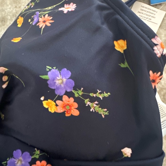 Cupshe Navy Floral Bikini Set - Picture 2 of 5